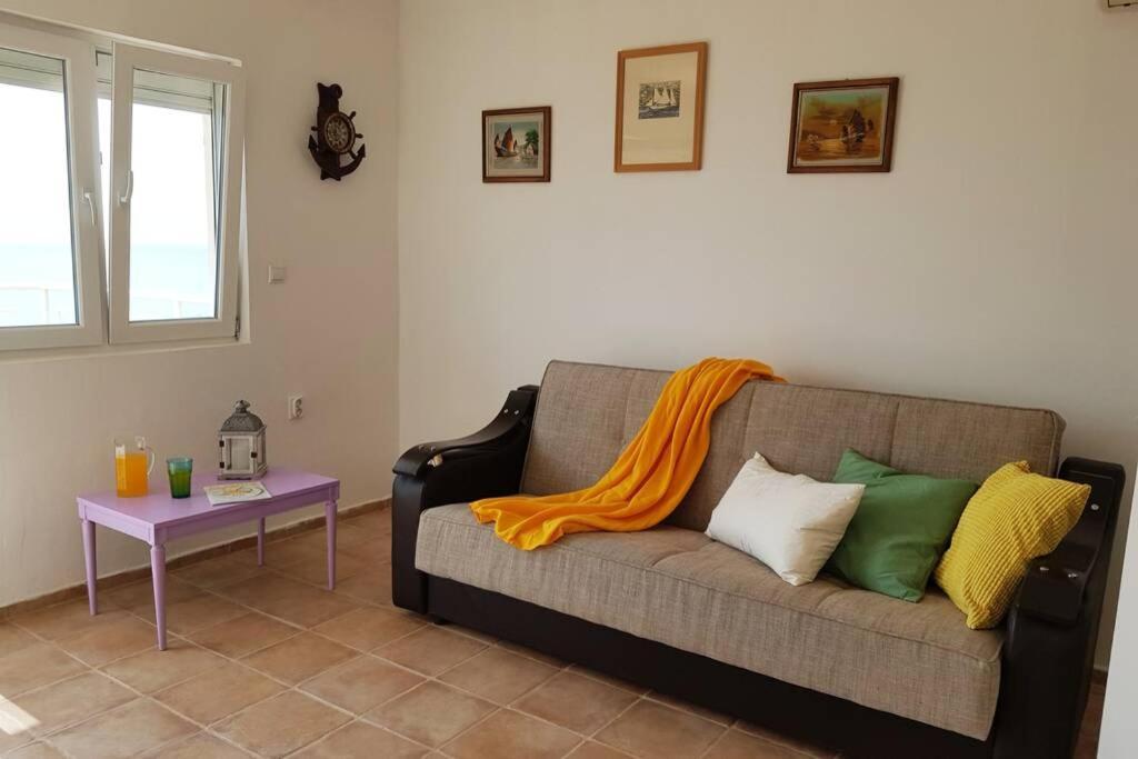 Apartman Aleksandra Ülgün Dış mekan fotoğraf